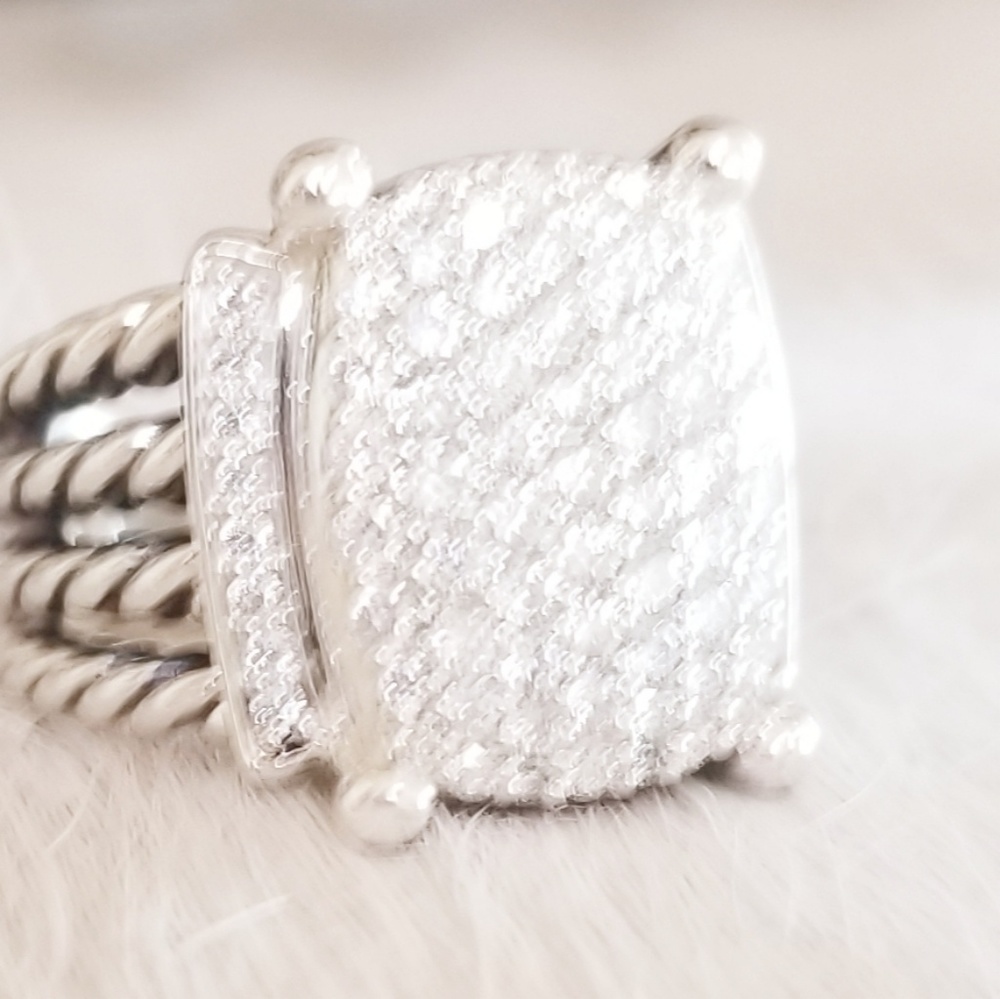 DAVID YURMAN RING WITH PAVE DIAMONDS